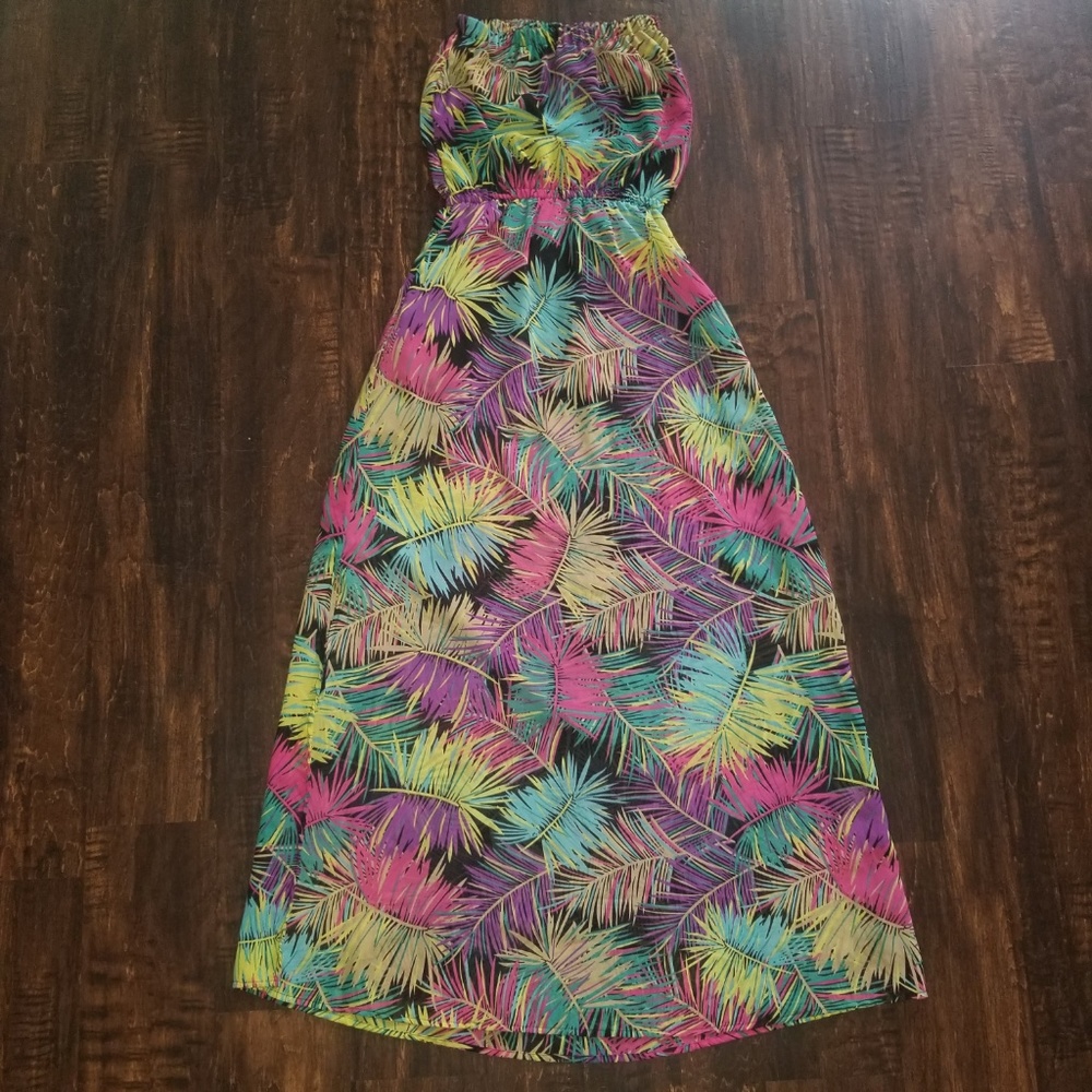 💎3/$20 SALE💎Vibrant Jynnyfer Maxi Dress